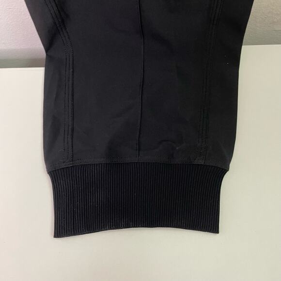 lululemon Black Wanderer Medium Rise Relaxed Fit Pants — Women's Size 8 NWT NEW - Picture 3 of 13